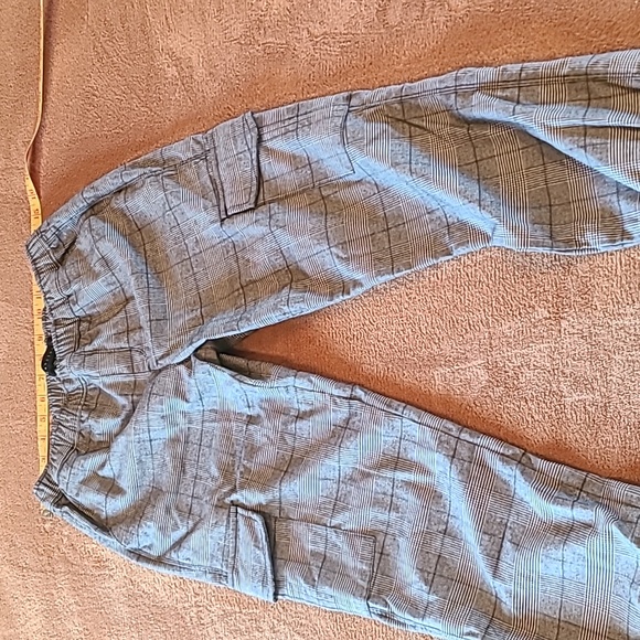 Sanctuary Pants - Sanctuary plaid cargo style pants